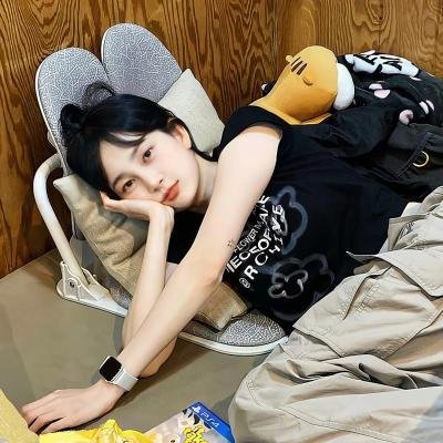 瓦尼娜·瓦尼尼 海报