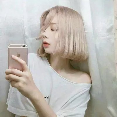 惠特妮 海报